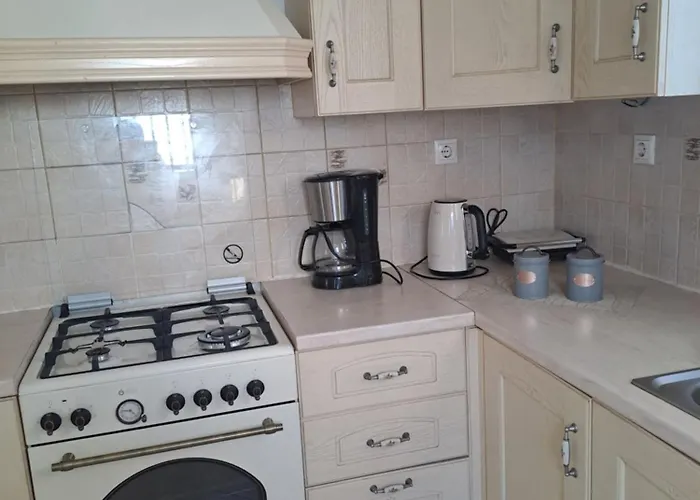 Sunhouse アパート